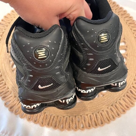 Nike Shox Ride 2 SP x Supreme Black Sneakers Men\'s Size 9 DN1615-001 main image 2